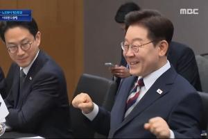世界杯最火庆祝韩国总统李在明与挪威首相会晤,模仿划船庆祝