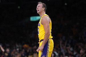 劲球直播_足球赛事直播_篮球赛事直播_NBA|CBA|英超直播